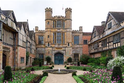 is elizabethan and tudor architecture|tudors architecture.